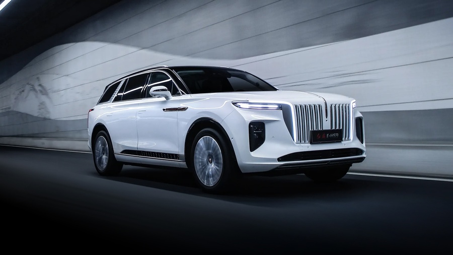 E-HS9 — Rear three-quarter